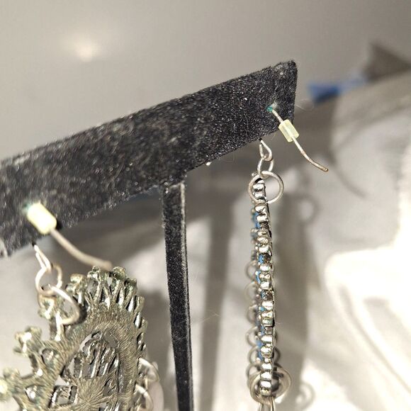 Women's Earrings Large Dangle Drop Discs Blue Beaded Native American Boho Hippie - Picture 6 of 7